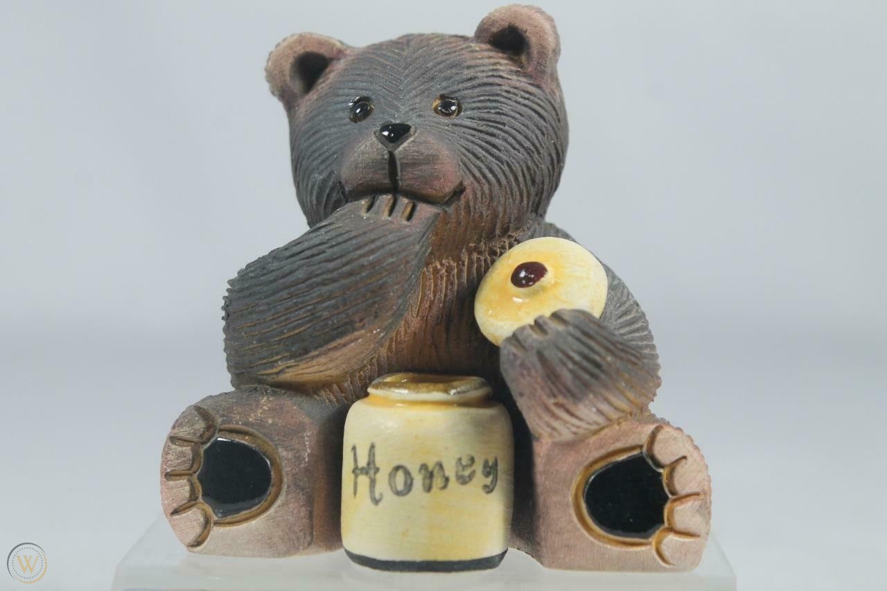 Honey Bear w/Pot & Lid